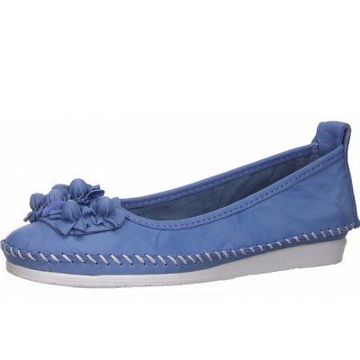 andrea conti Ballerina in hellblau andrea conti Ballerina in hellblau