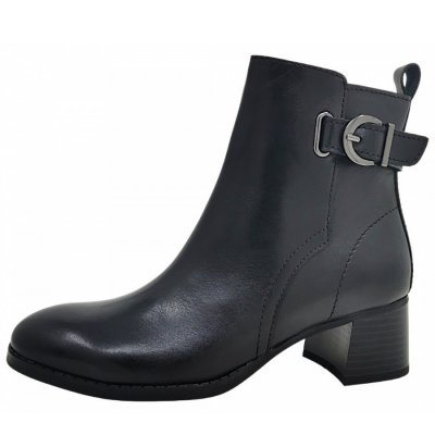 Marco Tozzi Stiefelette in black