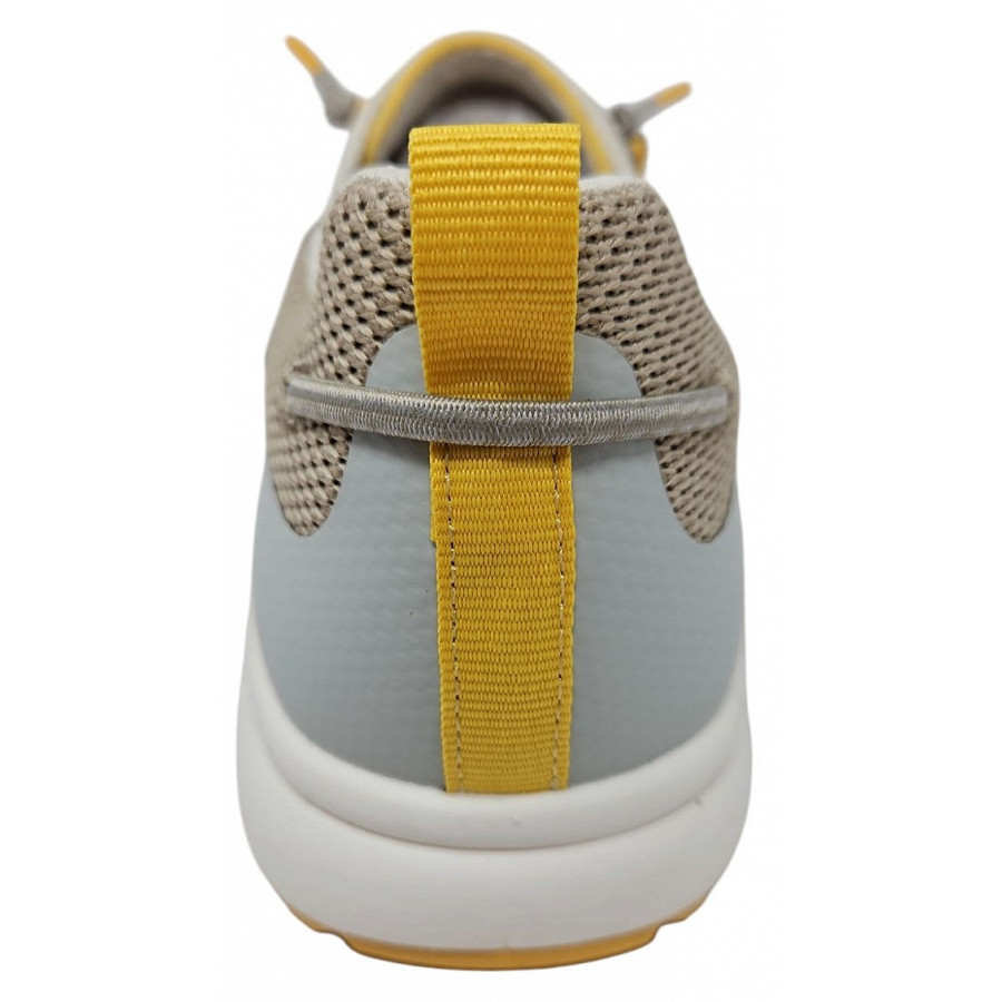 Pitas Leinenschuh in beige